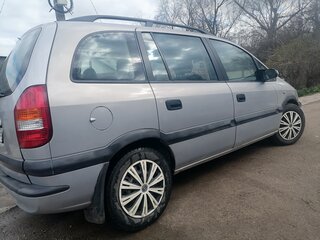 2000 Opel Zafira A, серебристый, 450000 рублей, вид 1