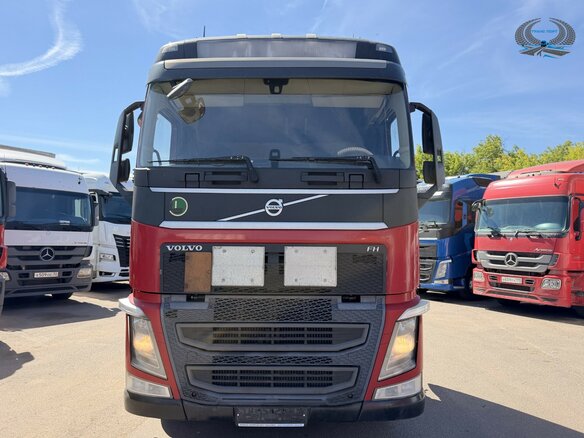 2018 Volvo FH, красный - вид 1