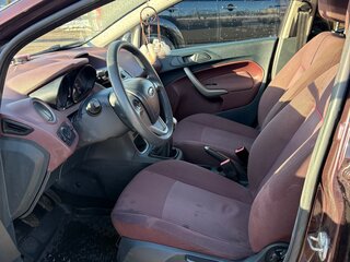 2011 Ford Fiesta Mk6, фиолетовый, 689000 рублей, вид 5