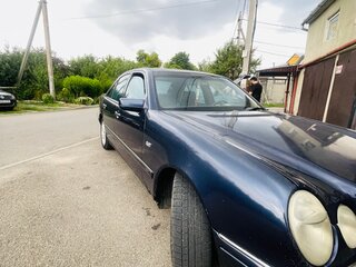 1997 Mercedes-Benz E-Класс 240 II (W210, S210), синий, 325000 рублей, вид 1