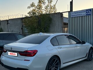 2015 BMW 7 серии Long 750Li xDrive VI (G11/G12), белый, 3200000 рублей, вид 3