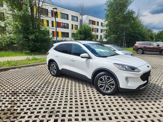 2019 Ford Escape IV, белый, 2100000 рублей, вид 5