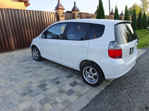 2006 Honda Fit I, белый, 475000 рублей - вид 11