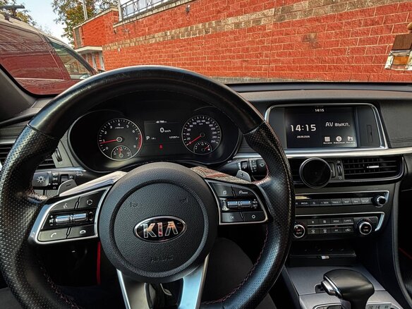 2019 Kia Optima IV Рестайлинг, синий, 2080000 рублей - вид 9