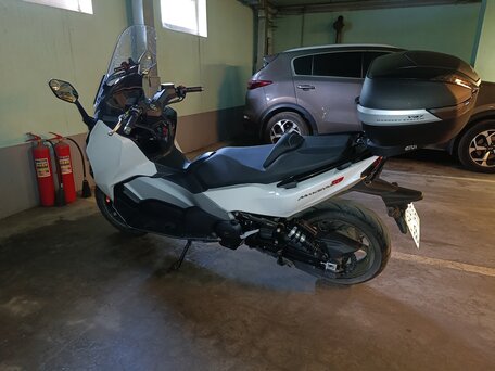 2022 Sym Maxsym TL 500, белый, 590000 рублей, вид 2