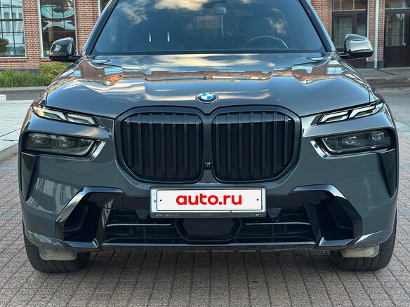2023 BMW X7 40d I (G07) Рестайлинг, серый