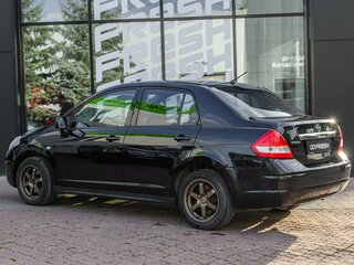 2010 Nissan Tiida I Рестайлинг, чёрный, 629000 рублей, вид 2
