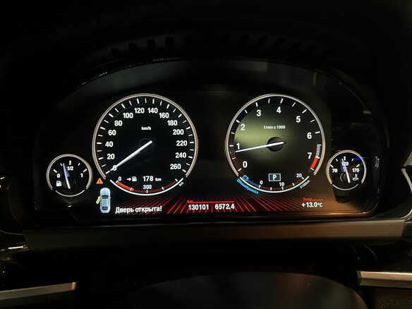 2011 BMW 6 серии 650i xDrive III (F06/F13/F12), белый, 1850000 рублей - вид 13