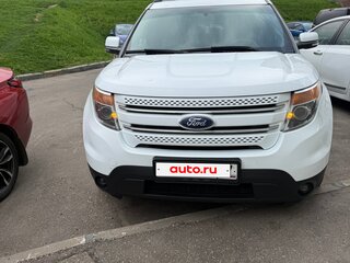 2013 Ford Explorer V, белый, 1650000 рублей, вид 1