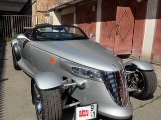1999 Plymouth Prowler, серебристый, 7500000 рублей, вид 2