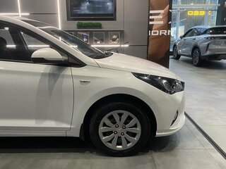 2021 Hyundai Solaris II Рестайлинг, белый, 1499000 рублей, вид 5