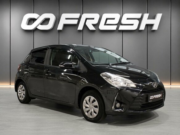 2017 Toyota Vitz III (XP130) Рестайлинг 2, чёрный, 950000 рублей