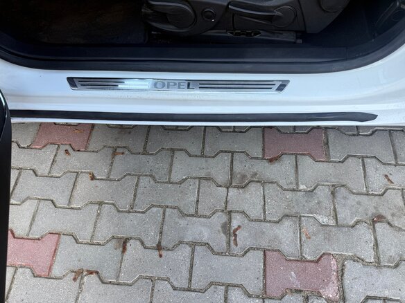 2012 Opel Astra GTC J Рестайлинг, белый, 800000 рублей - вид 13