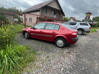 2006 Renault Megane II Рестайлинг, красный, 500000 рублей, вид 3