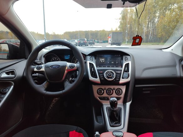 2011 Ford Focus III, чёрный, 600000 рублей - вид 12