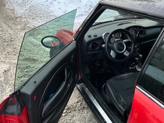 2006 Mini Hatch Cooper I (R50), красный, 525000 рублей, вид 5