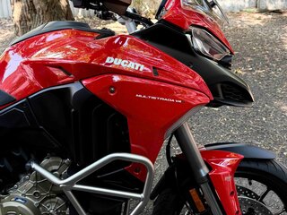 2022 Ducati Multistrada V4, красный, 2300000 рублей, вид 3