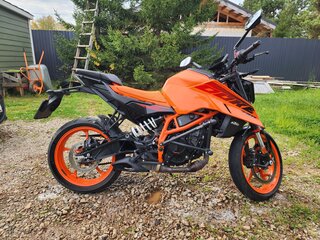 2024 KTM 390 Duke, оранжевый, 550000 рублей, вид 3