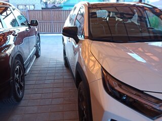 2025 Toyota RAV4 V (XA50), белый, 3850000 рублей, вид 3