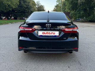 2021 Toyota Camry VIII (XV70) Рестайлинг, чёрный, 3900000 рублей, вид 3