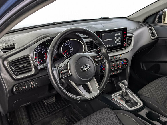 2020 Kia Ceed III, синий, 1850000 рублей - вид 14