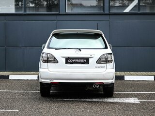 2000 Toyota Harrier I (XU10) Рестайлинг, белый, 699000 рублей, вид 4