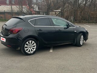 2011 Opel Astra J, чёрный, 600000 рублей, вид 4