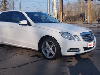 2012 Mercedes-Benz E-Класс 200 7G-Tronic IV (W212, S212, C207), белый, 1650000 рублей, вид 2