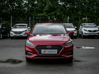 2019 Hyundai Solaris II, красный, 1015000 рублей, вид 3