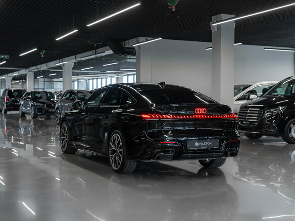 2026 Audi A5 L Sportback III (B10), чёрный, 5880000 рублей - вид 3