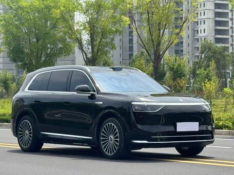 2025 Aito M8 53.4 kWh, чёрный, 7609331 рублей, вид 2