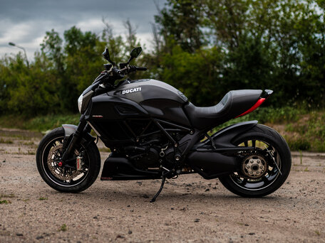 2017 Ducati Diavel, чёрный, 1050000 рублей, вид 5