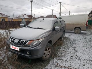 2015 Mitsubishi L200 V, серый, 1200000 рублей, вид 1