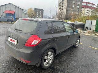 2011 Kia Ceed I Рестайлинг, чёрный, 600000 рублей, вид 2