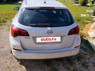 2013 Opel Astra J Рестайлинг, белый, 720000 рублей, вид 4
