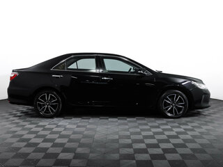 2016 Toyota Camry VII (XV50) Рестайлинг, чёрный, 2098000 рублей, вид 4