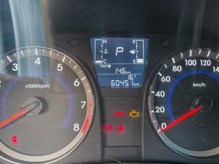 2014 Hyundai Solaris I Рестайлинг, красный, 1100000 рублей, вид 5