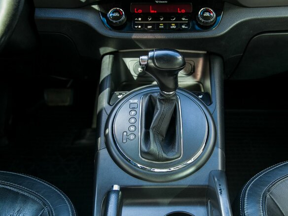 2013 Kia Sportage III, серебристый - вид 23