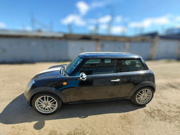 2009 Mini Hatch One II (R56), чёрный, 650000 рублей - вид 2
