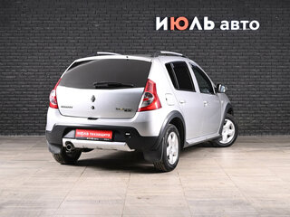 2014 Renault Sandero Stepway I, серебристый, 700000 рублей, вид 4