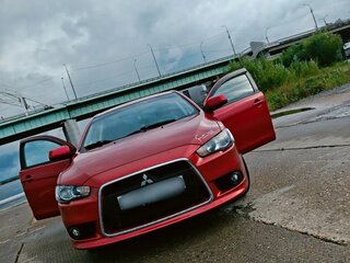 2011 Mitsubishi Lancer X Рестайлинг, красный, 720000 рублей, вид 2