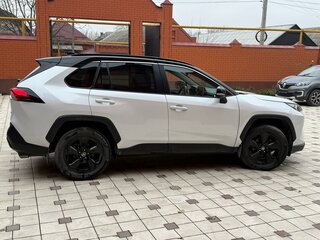 2022 Toyota RAV4 V (XA50), белый, 2680000 рублей, вид 5