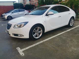 2012 Opel Insignia I, белый, 1050000 рублей, вид 1