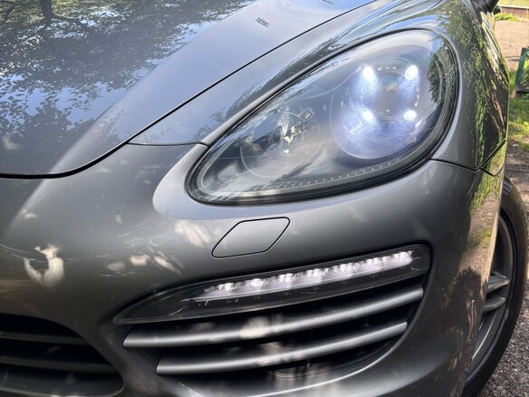 2010 Porsche Cayenne Diesel II (958), серый, 2051000 рублей - вид 4