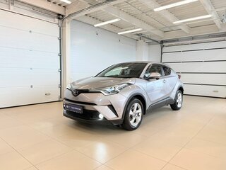 2018 Toyota C-HR I, серый, 1899900 рублей, вид 2