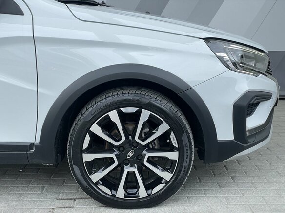 2024 Lada (ВАЗ) Vesta SW Cross I Рестайлинг (NG), белый, 1519000 рублей - вид 4