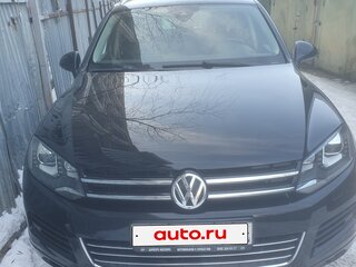 2014 Volkswagen Touareg II, чёрный, 2600000 рублей, вид 2