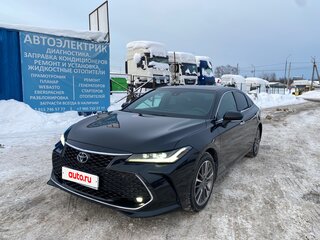 2022 Toyota Avalon V, чёрный, 3800000 рублей, вид 3