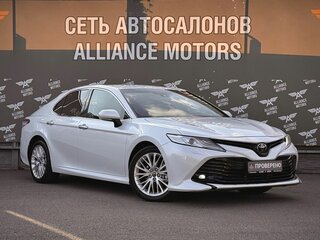 2018 Toyota Camry VIII (XV70), белый, 2395000 рублей, вид 1