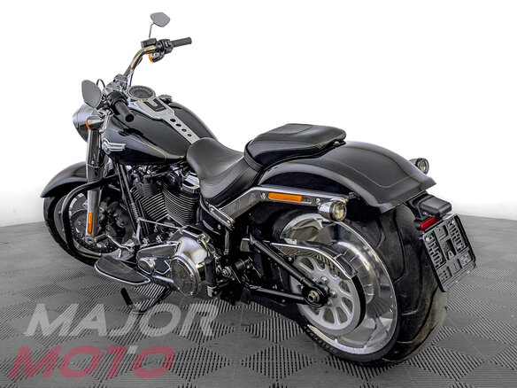 2023 Harley-Davidson Fat Boy, чёрный, 2695000 рублей - вид 5